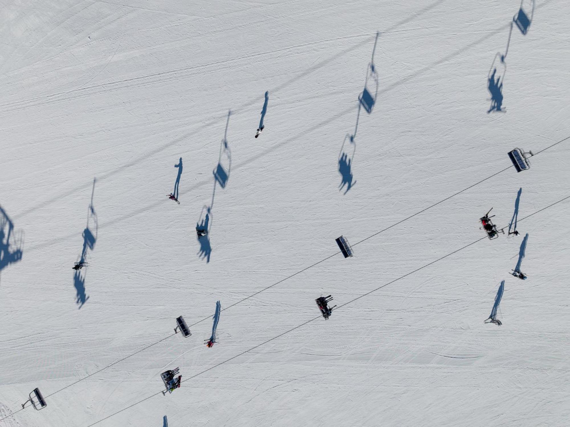 Viceroy Kopaonik Serbia Εξωτερικό φωτογραφία Aerial tramway