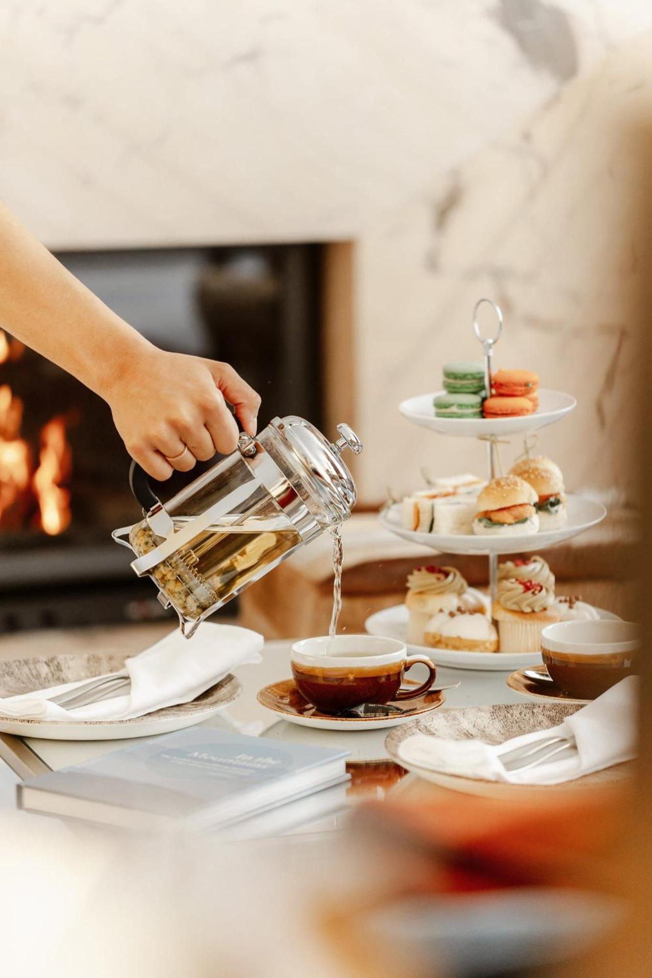 Viceroy Kopaonik Serbia Εξωτερικό φωτογραφία Afternoon tea