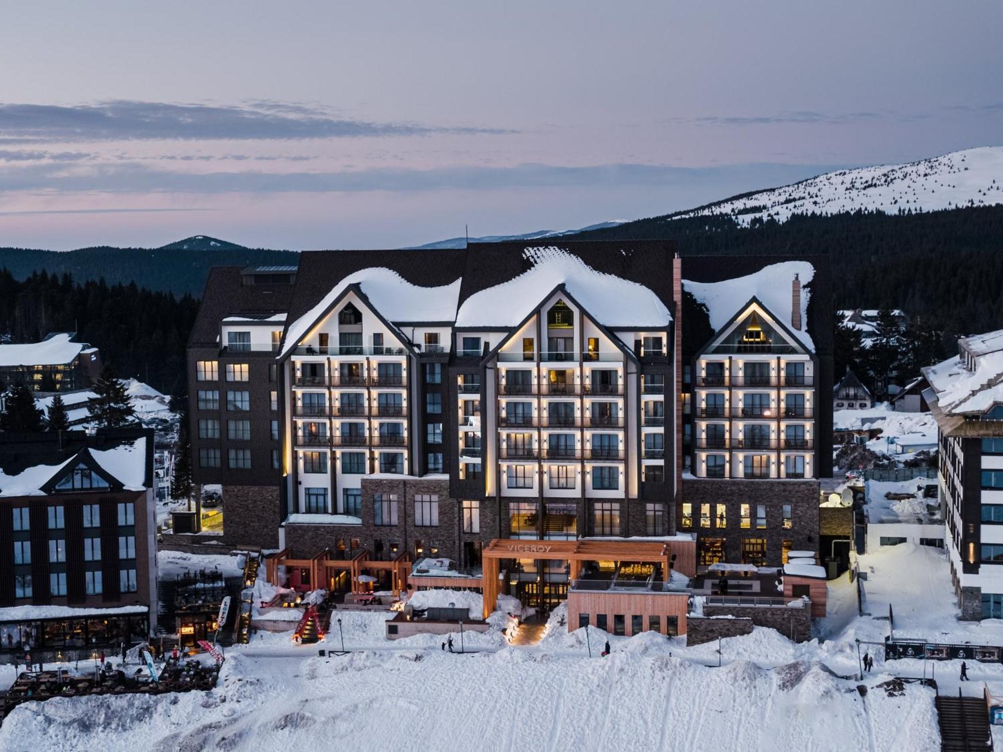 Viceroy Kopaonik Serbia Εξωτερικό φωτογραφία The Village at Sun Peaks