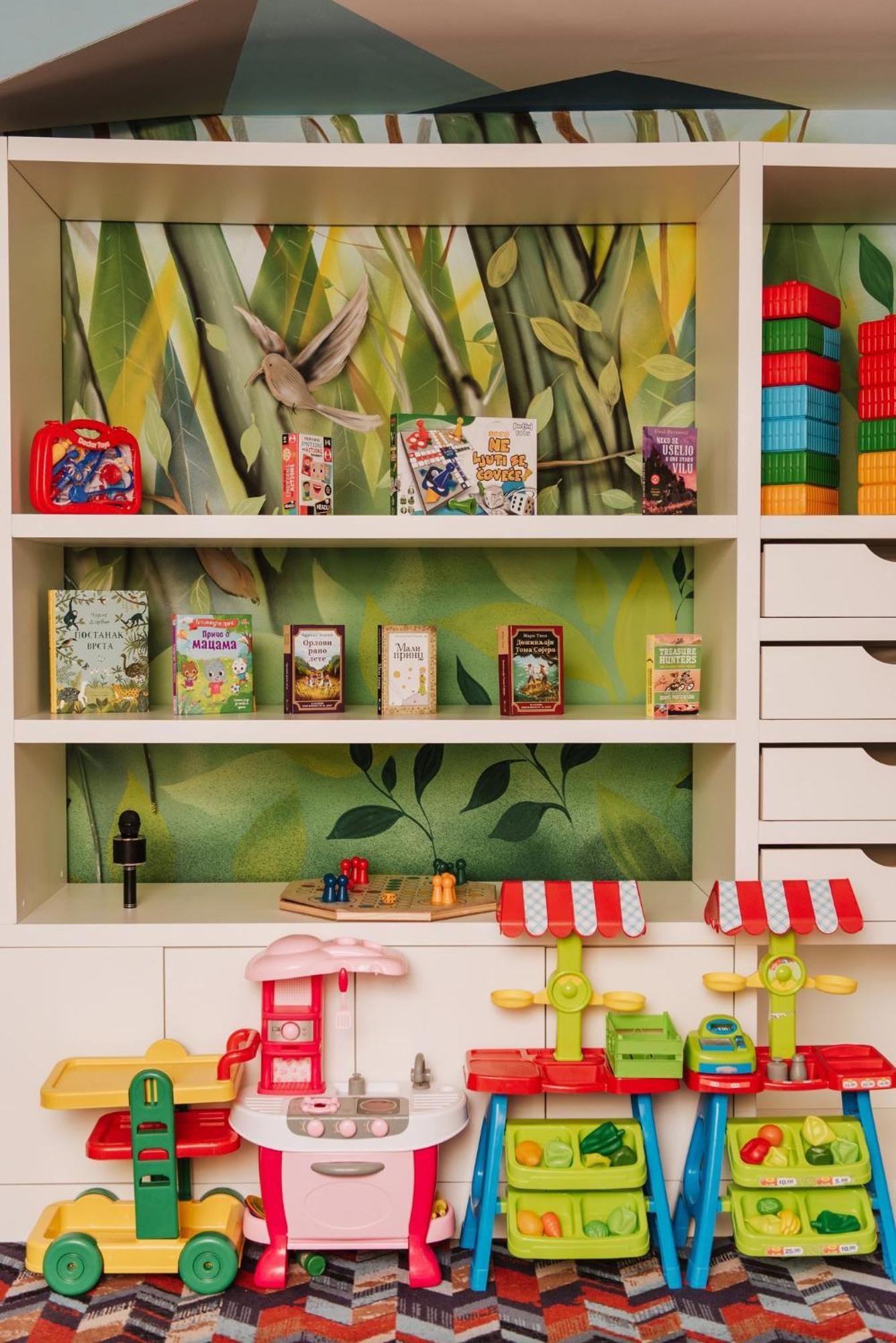 Viceroy Kopaonik Serbia Εξωτερικό φωτογραφία A display of the products of the company